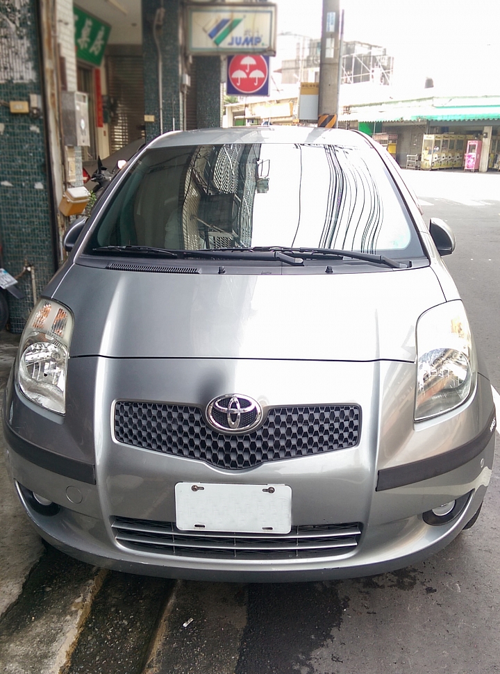 08年 小鴨輕度洗香香 yARIS1.5 G