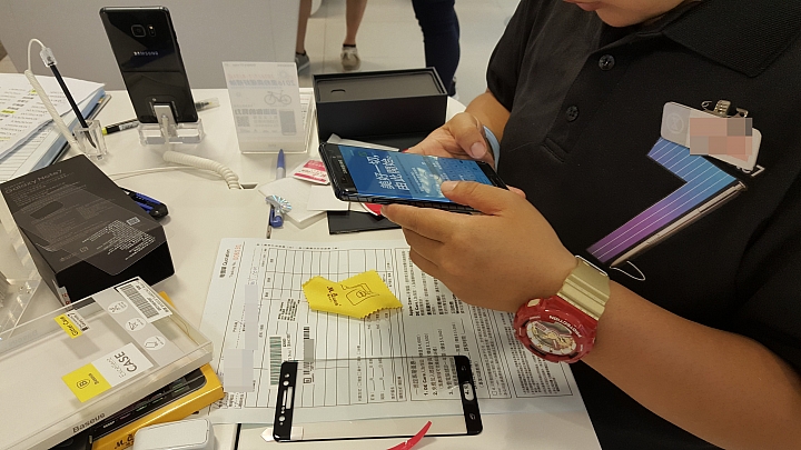 NOTE 7湊熱鬧簡單開箱