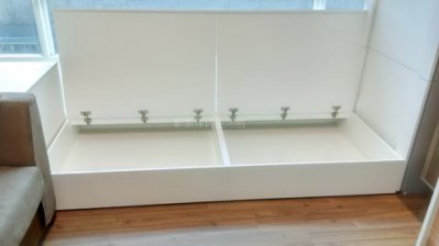 窗邊櫃拿來當客廳的木椅子OK嗎？