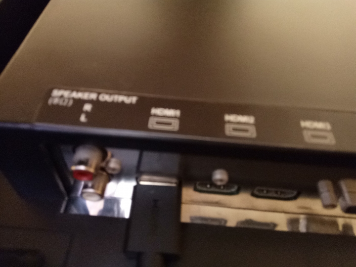 液晶電視外接喇叭沒聲音