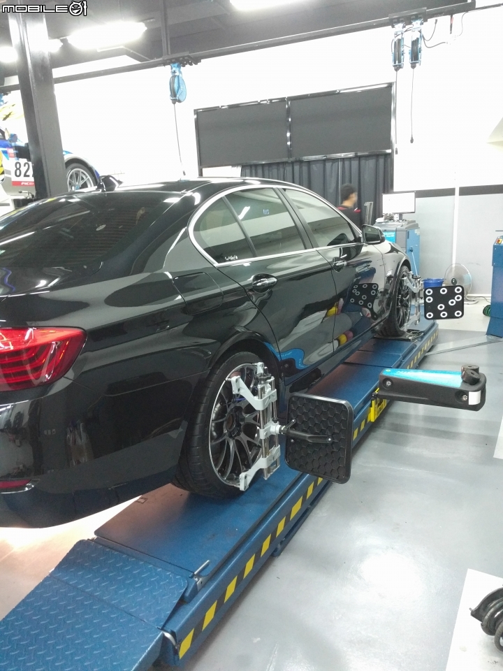 BMW F10 520i 視覺系升級紀錄 ( Rays G27 + PSS + NBT + 全液晶 + KW v3 + M-tech )