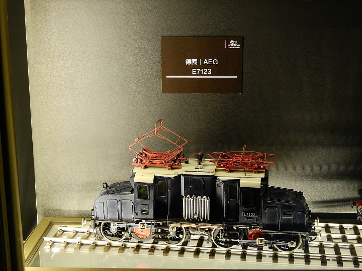 Nikon P900記錄哈瑪星台灣鐵道館HO(1:87)規台灣鐵道場景總長1083公里，模型鐵道總長2公里實景。