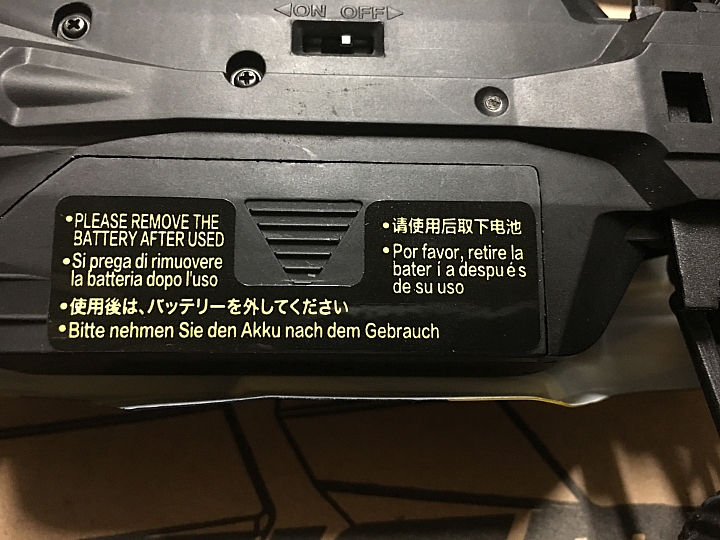 『開箱』Carisma GT24CR 1/24 無刷競速卡車
