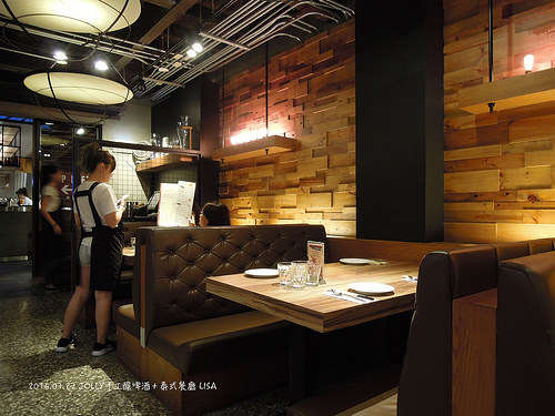 [食記] 台北 中正 JOLLY手工釀啤酒＋泰食餐廳（衡陽店）-老屋泰式料理搭配好喝的手工啤酒，聚餐的好選擇，近西門町