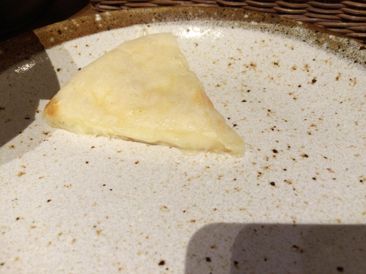 【美食。食記】東京 大塚 調味精湛，口感絲滑 カッチャル バッチャル 日本第一的印度料理 咖哩 烤餅