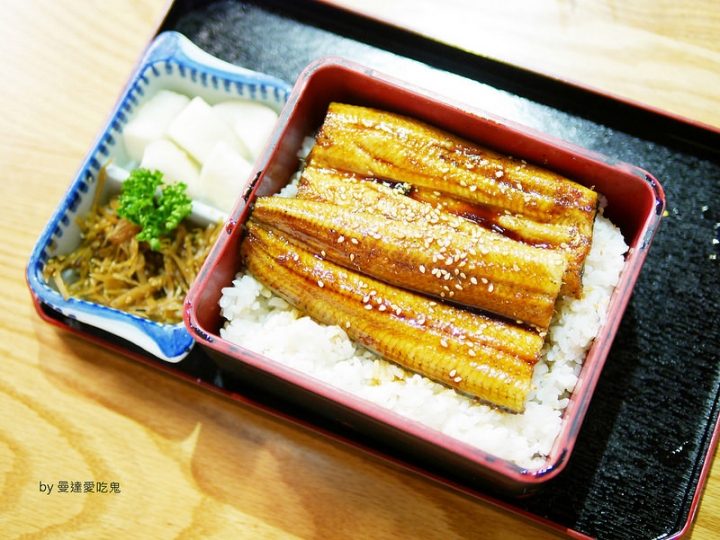 【新竹美食】東區 魚鮮會社關新店 ● 人氣日式料理大口吃 ● 澎湃魚鮮海景丼我的愛！❤❤