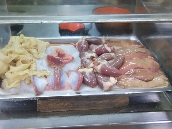 [嘉義][西區] 西市場無名鴨肉飯~經濟實惠的隱藏版老店