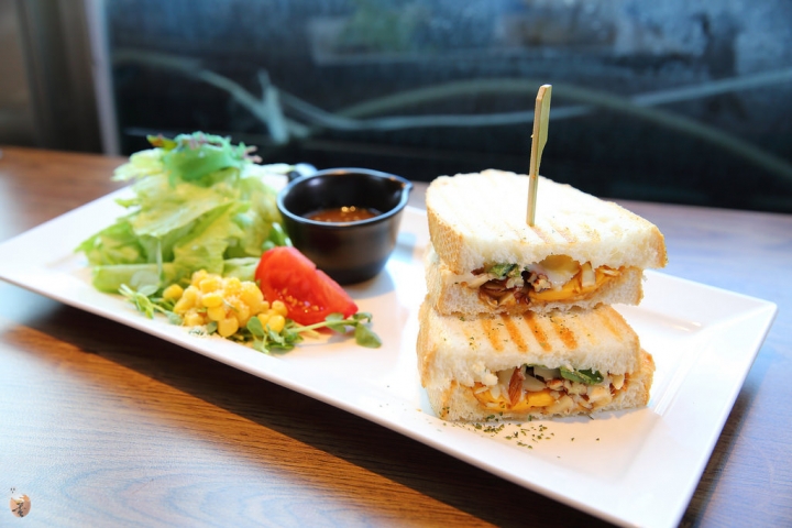 [新北]新莊早午餐店-豐滿三明治,還有咖啡下午茶就在豐滿中信店  by蛋拔