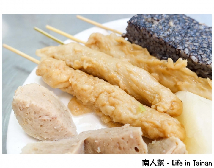 【台南市南區-美食】關東煮│烤物│炸物│飲料│體育場大林路上台南人的小點心~~體育場阿輝黑輪