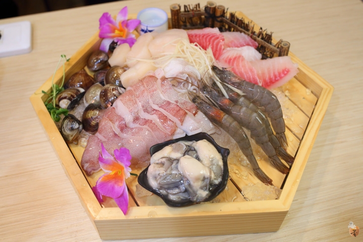 [新北]泰山極上日式涮涮鍋,主打C/P值高的火鍋店,來一個大海陸鍋吧  by蛋拔