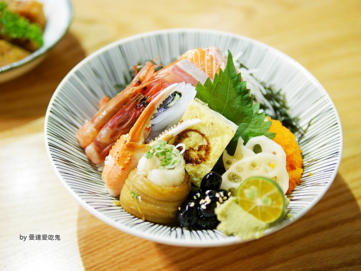 【新竹美食】東區 魚鮮會社關新店 ● 人氣日式料理大口吃 ● 澎湃魚鮮海景丼我的愛！❤❤