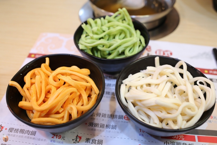 [新北]泰山極上日式涮涮鍋,主打C/P值高的火鍋店,來一個大海陸鍋吧  by蛋拔
