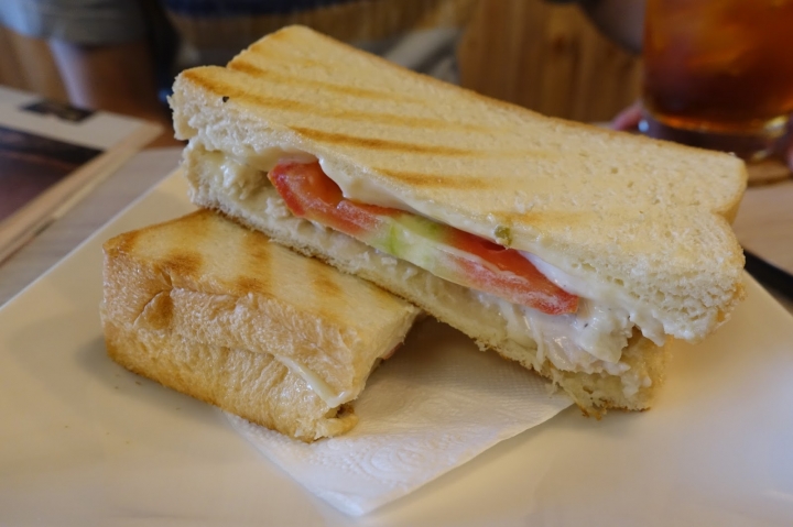 [食記] 新店。桔也咖啡Le gioie cafe。價格平實、用料實在的早午餐!