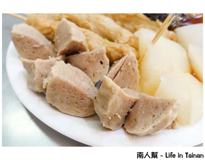 【台南市南區-美食】關東煮│烤物│炸物│飲料│體育場大林路上台南人的小點心~~體育場阿輝黑輪
