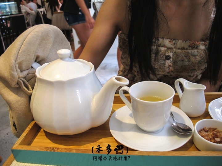 [ 台北捷運忠孝敦化站 ] 禾多 HERDOR | 外拍神美花牆✗夢幻少女甜點✗糖果屋✗超中肯食評✗有wifi插座