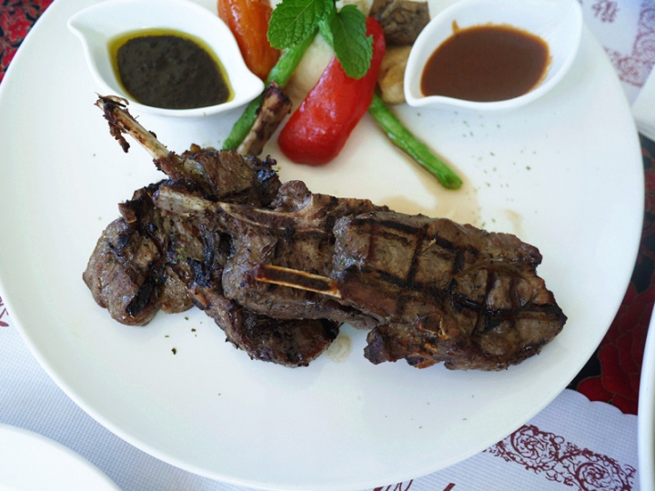 【新北市 三芝】Rib Eye 樂岩庭園西餐-超值大份量牛排cp值破表