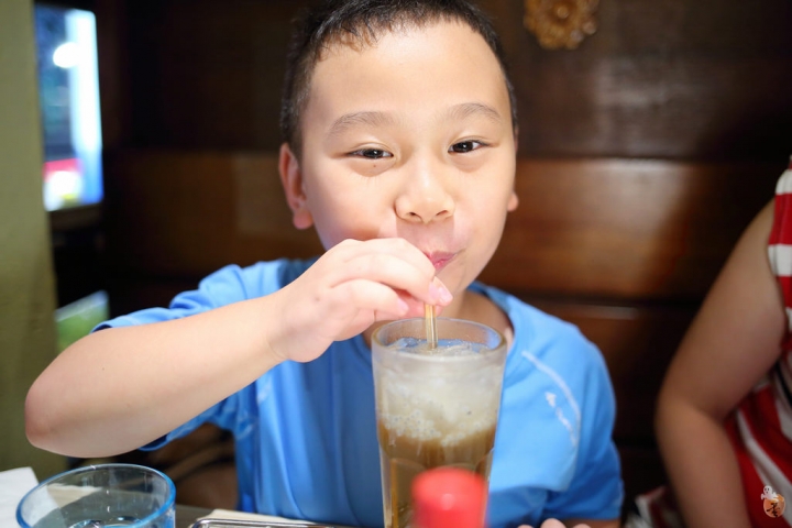 [新北]再訪新莊Mita米塔義式廚房,餐點依舊美味,還多了泰式紅咖哩義大利麵的新菜色  by蛋拔