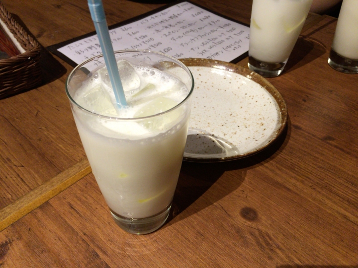 【美食。食記】東京 大塚 調味精湛，口感絲滑 カッチャル バッチャル 日本第一的印度料理 咖哩 烤餅