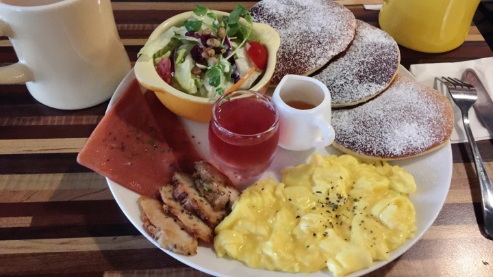 ㊥ 近府中站✰QR coffee & 早午餐✰早午餐店平價不限時