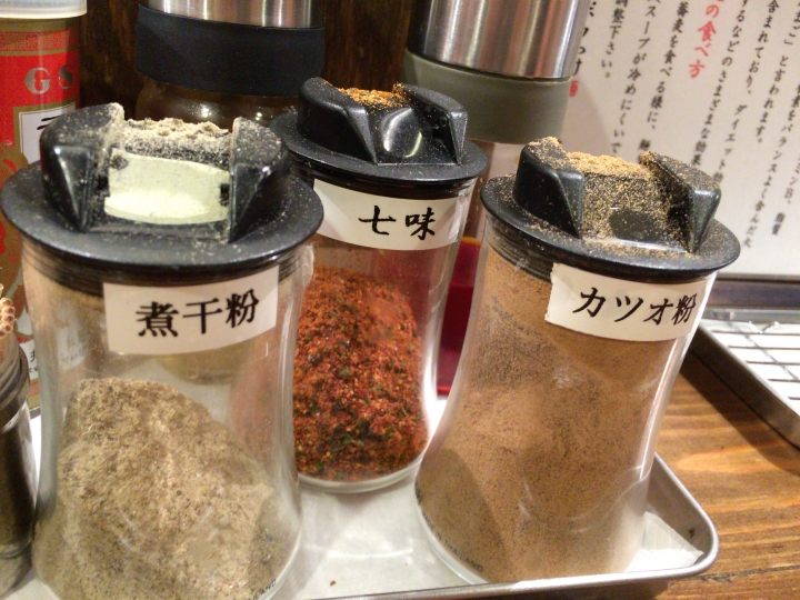 【美食。食記】東京 池袋 風味自調，豚骨香濃 自己的沾麵自己調 ベジポタつけ麺えん寺 沾麵