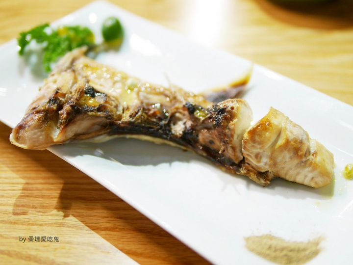 【新竹美食】東區 魚鮮會社關新店 ● 人氣日式料理大口吃 ● 澎湃魚鮮海景丼我的愛！❤❤