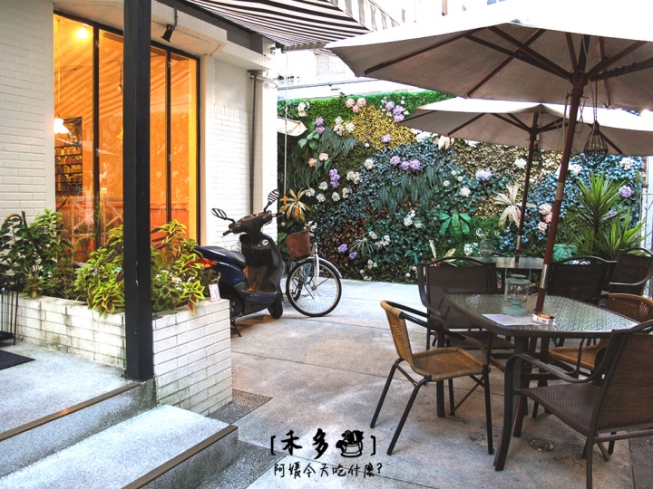 [ 台北捷運忠孝敦化站 ] 禾多 HERDOR | 外拍神美花牆✗夢幻少女甜點✗糖果屋✗超中肯食評✗有wifi插座
