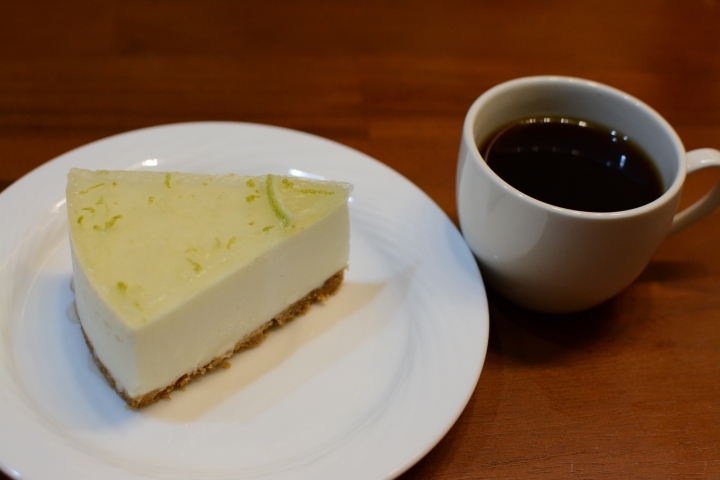 [桃園-中壢]冷凍宅配美食『透明烤箱』生乳酪蛋糕--非冰淇淋蛋糕