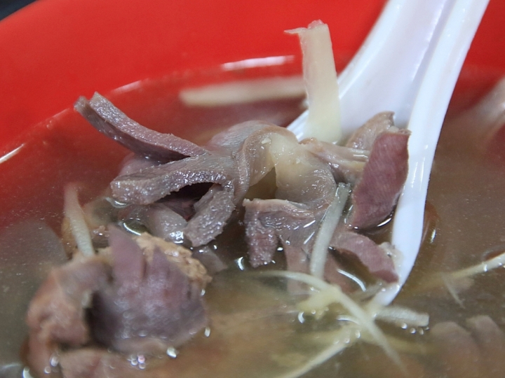 [嘉義][西區] 西市場無名鴨肉飯~經濟實惠的隱藏版老店