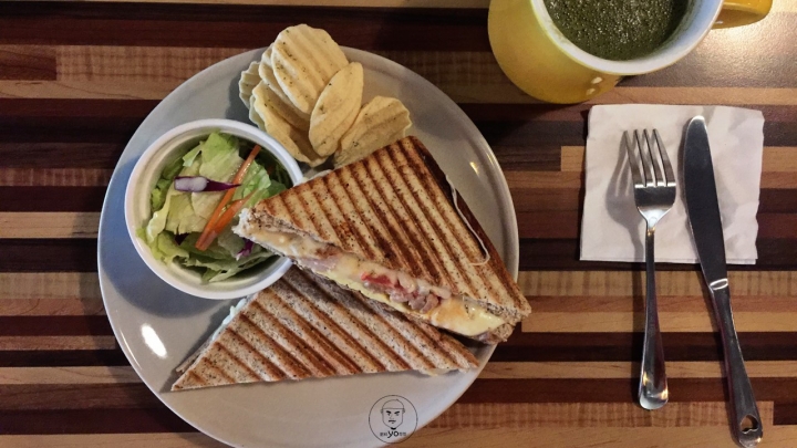 ㊥ 近府中站✰QR coffee & 早午餐✰早午餐店平價不限時