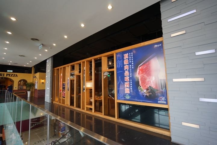 〔食〕【台南吃到飽】二鍋壽喜燒／涮涮鍋吃到飽｜Focus樓上。就是要大口吃肉吃到飽！