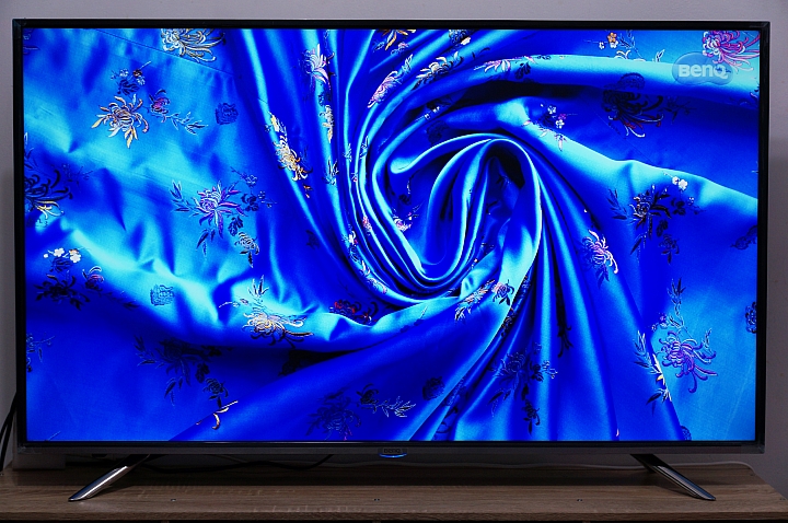 護眼低藍光的視覺饗宴 ~ BenQ 50IZ7500 4K 50吋護眼低藍光大型液晶開箱和評測