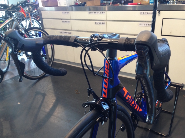 GIANT TCR Advanced SL 1 + DURA-ACE 9100全球首發??!!