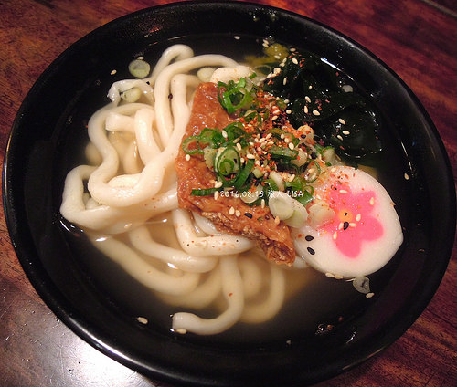 [食記] 台南 中西 旅人關東煮 - 串燒、酒場、關東煮，宵夜小酌好去處。