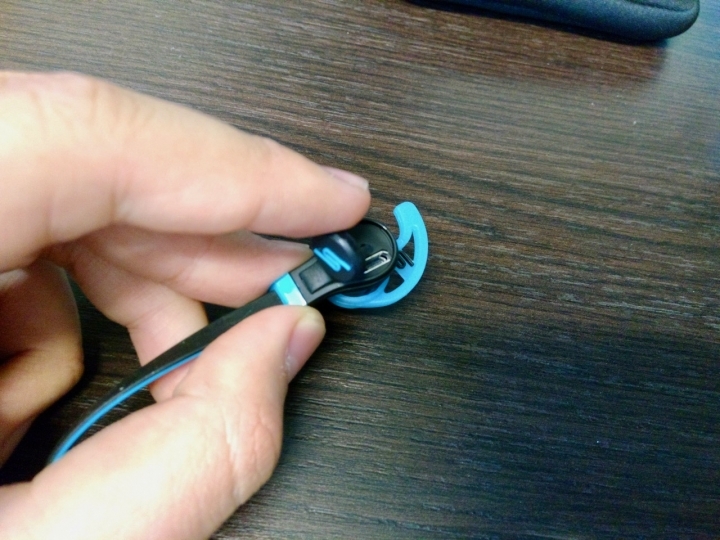 [跳水開箱] SMS Audio Sync In-Ear Wireless Sport 藍牙耳機