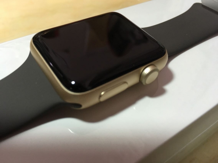 [開箱] Watch Series2 Gold Aluminum+黑不鏽鋼錶帶