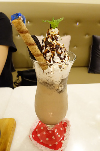 【食記】板橋新埔站。OyamiCaf'e(新埔店)~超夢幻下午茶餐廳