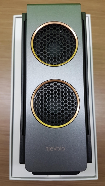 【開箱&試用】戶外露營的音樂神器 ─ 「BenQ treVolo S靜電藍牙喇叭」！