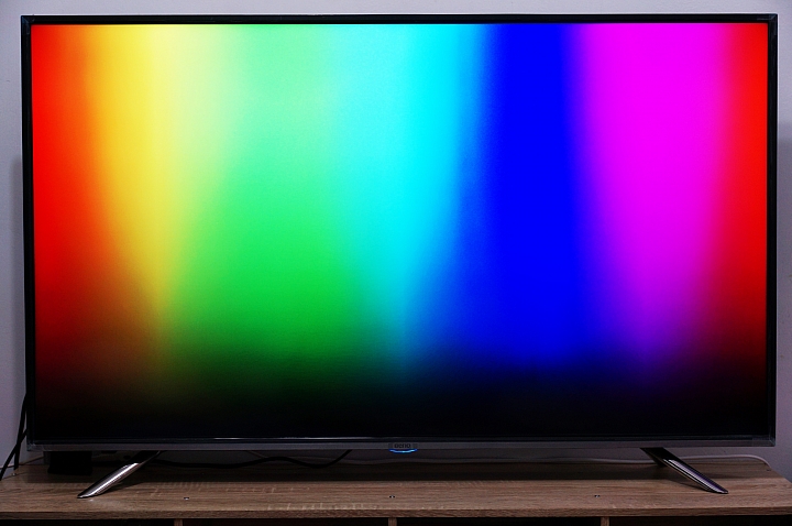 護眼低藍光的視覺饗宴 ~ BenQ 50IZ7500 4K 50吋護眼低藍光大型液晶開箱和評測