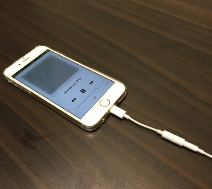 [討論] iPhone7耳機EarPods與Lightning轉接頭測試