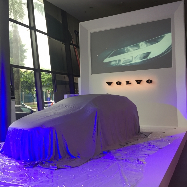 畫龍點睛 - 安全與動力首選 Volvo V40 R-Design 2017年式 (非試不可試駕活動)