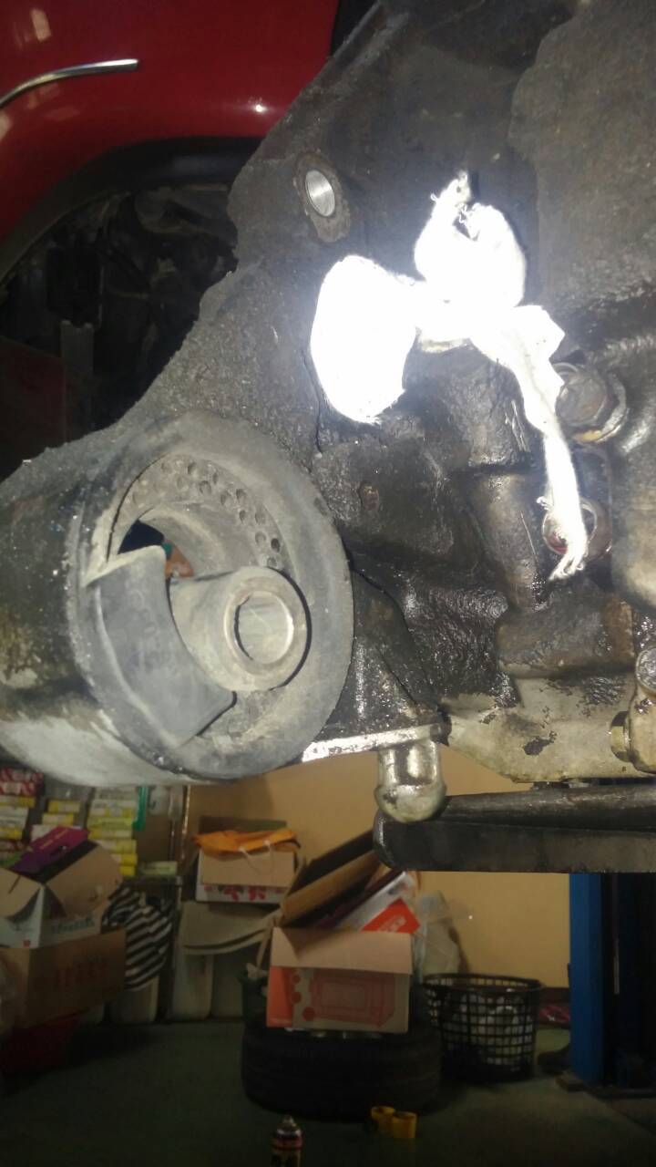 2001年astra g曲軸後油封和前引擎腳維修分享