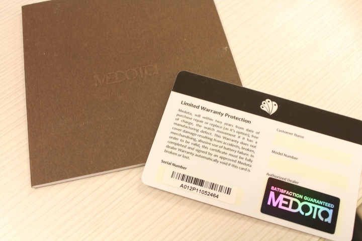 ［開箱］MEDOTA Luxury 輕薄極簡大面手錶