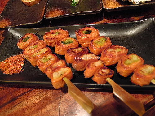[食記] 台南 中西 旅人關東煮 - 串燒、酒場、關東煮，宵夜小酌好去處。