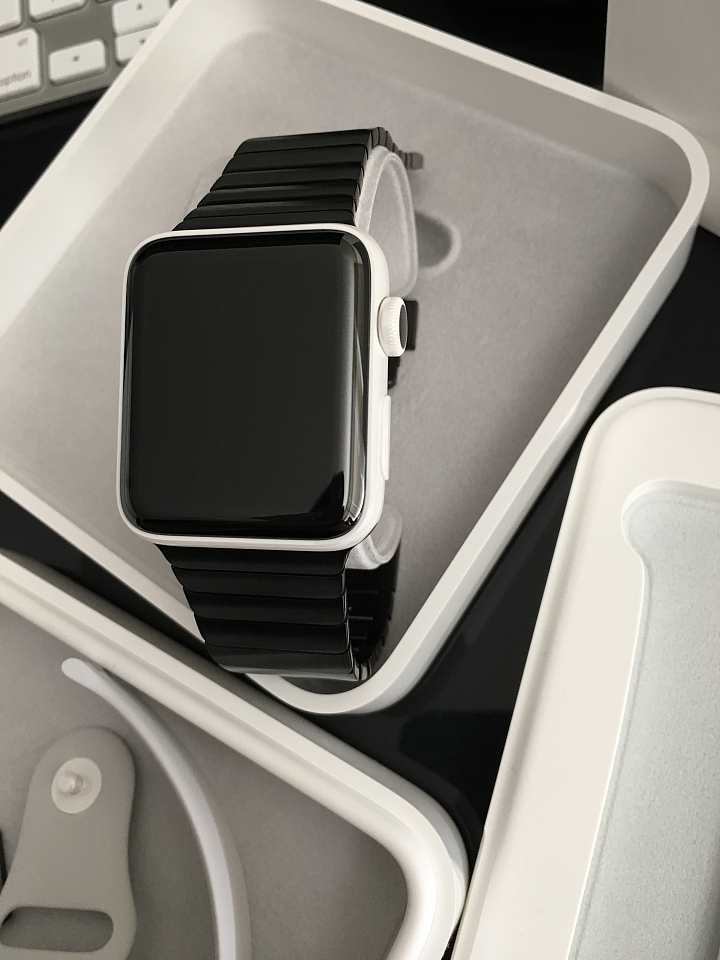 [開箱] - 陶瓷 42mm Apple Watch S2