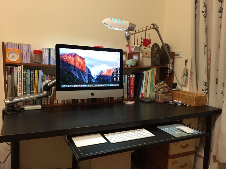 2015 late 21.5" iMac Retina 4K VESA版開箱 + iErgoArm螢幕支架