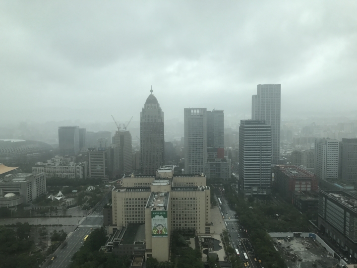 iPhone 7 Plus 上手一天的小感想, 幾張拍攝分享跟小丑女開箱