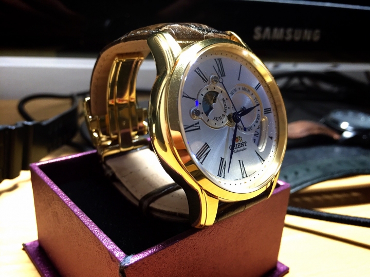 Orient 65週年 限量金檳色