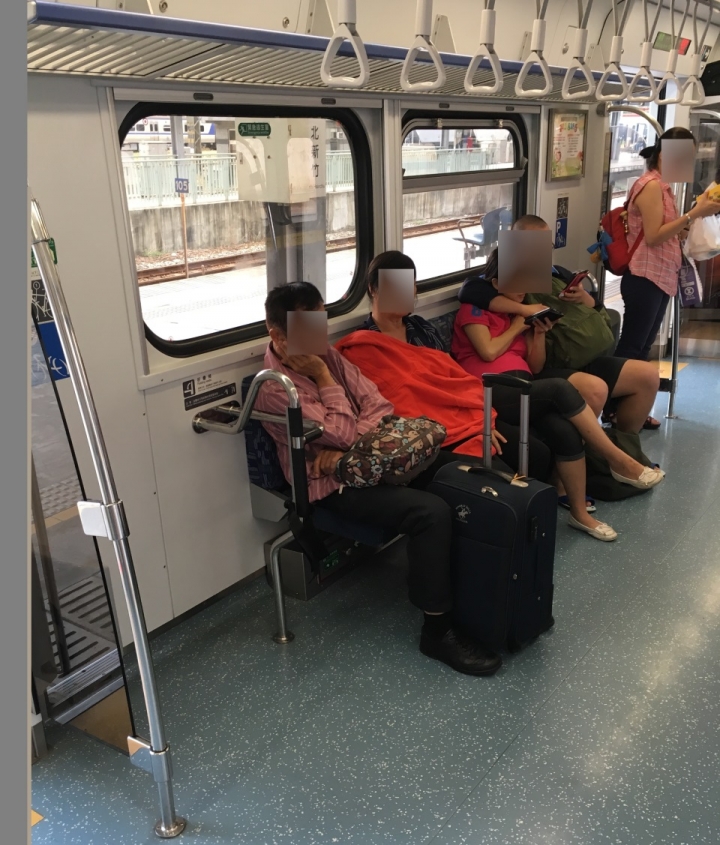 台 鐵 設 計 師 是 笨 蛋 !