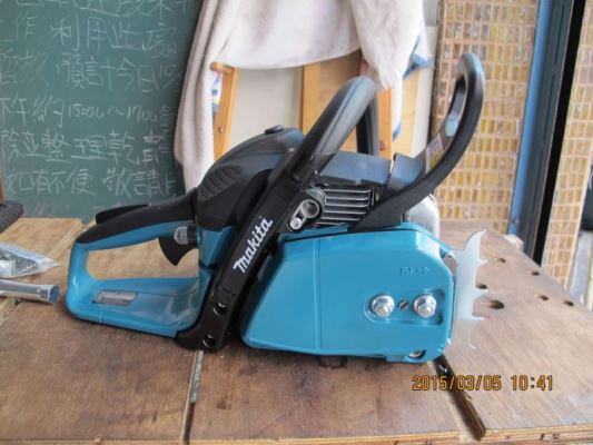 維修求救請教 - MAKITA 牧田 16吋 (400mm) 二行程引擎 鏈鋸機 32c.c. - EA3202S 40B