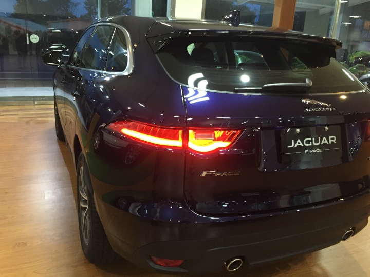 Jaguar F-PACE R-sport賞車